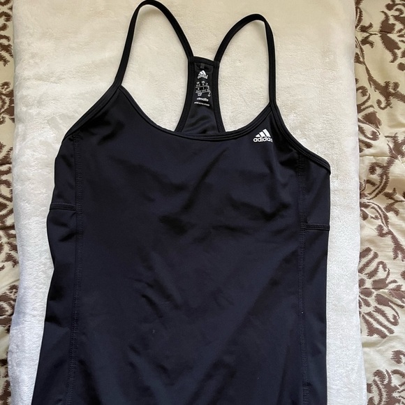 Workout Tank - Picture 1 of 3